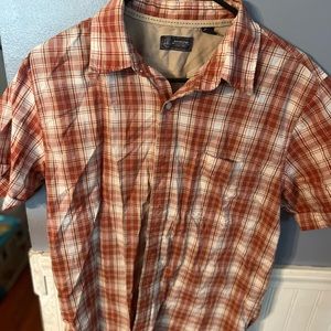 Arrow short sleeve button up